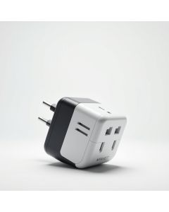 Travel Adapter Universal All-in-One - Hero